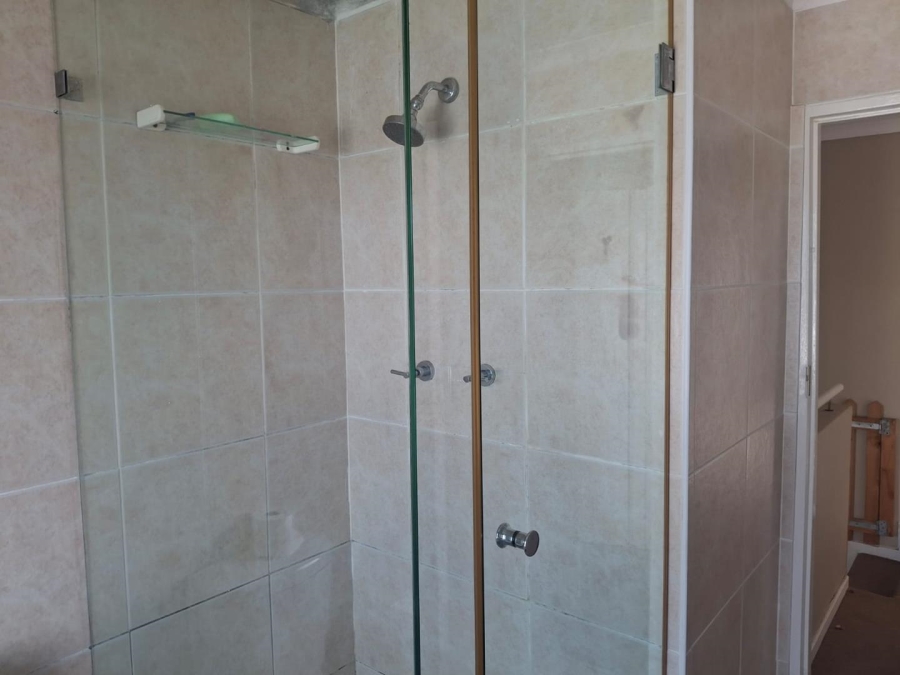 2 Bedroom Property for Sale in Woodbridge Island Western Cape